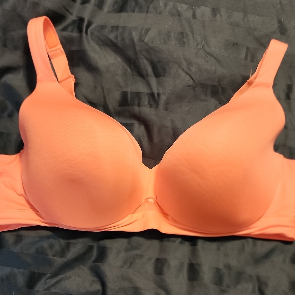 Women's Orange Bra Size 44D Comfort Bra